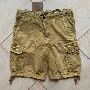 Abercrombie & Fitch Men's Khaki Cargo Shorts